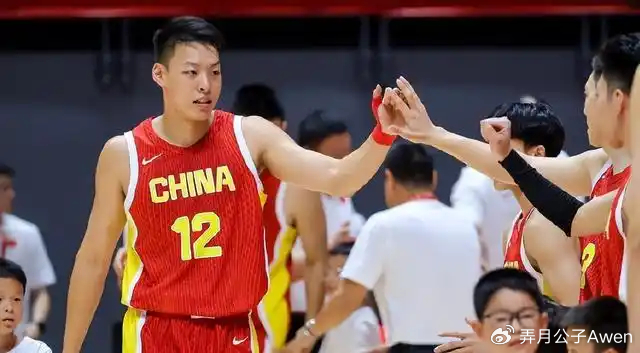 世界杯app下载地址-净胜21分，一人登场6分钟输7分，这就是曾被郭士强选中的准国手|刘礼嘉|上海|国家队|篮板|赛季_新浪体育_新浪新闻